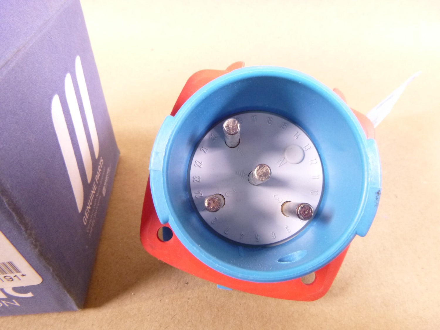 Meltric 63-38043 Inlet Connector, 30A, 480VAC, 15 HP, 3 Pole, No Aux, Blue, IP69 | Electrical MRO Replacement Parts &amp; Components and Commercial Electrical Supplies Company