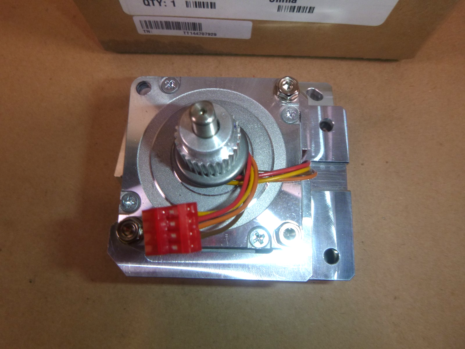 New ZEBRA Media Drive Stepper Electric Motor P1046696-051, P1049494, STP-58D3030