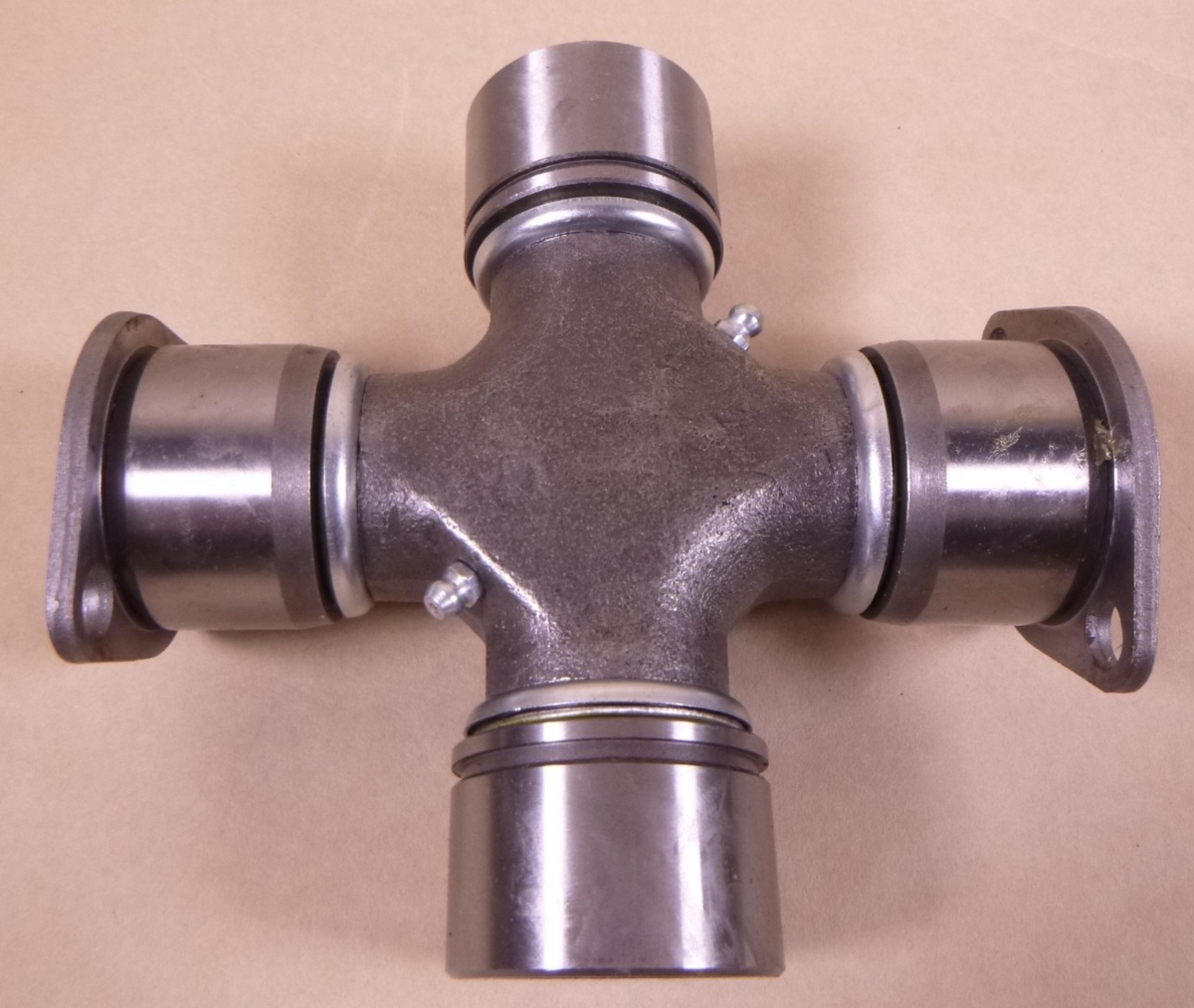 Spider U-Joint R675X 5-675X 3A15514 CP17S1 3106170 2EL671 , 2520-01-467-1072 | Replacement Truck Parts, Trailer Accessories, Automobile Supplies, Car Parts &amp; Accessories