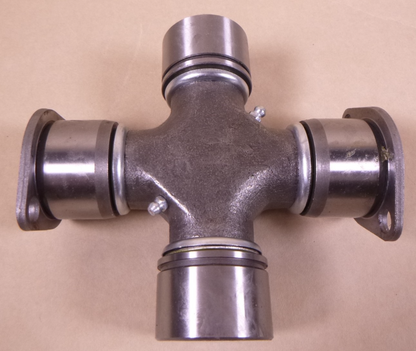 Spider U-Joint R675X 5-675X 3A15514 CP17S1 3106170 2EL671 , 2520-01-467-1072 | Replacement Truck Parts, Trailer Accessories, Automobile Supplies, Car Parts &amp; Accessories