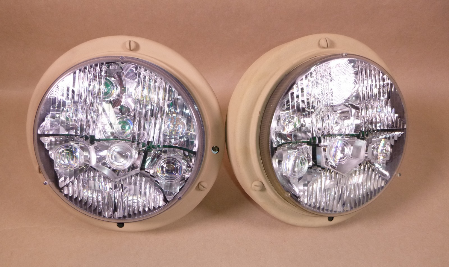 2x USGI M998 Humvee M939 MRAP 24 V LED Head Light Trucklite 07370 W/ Tan Bucket