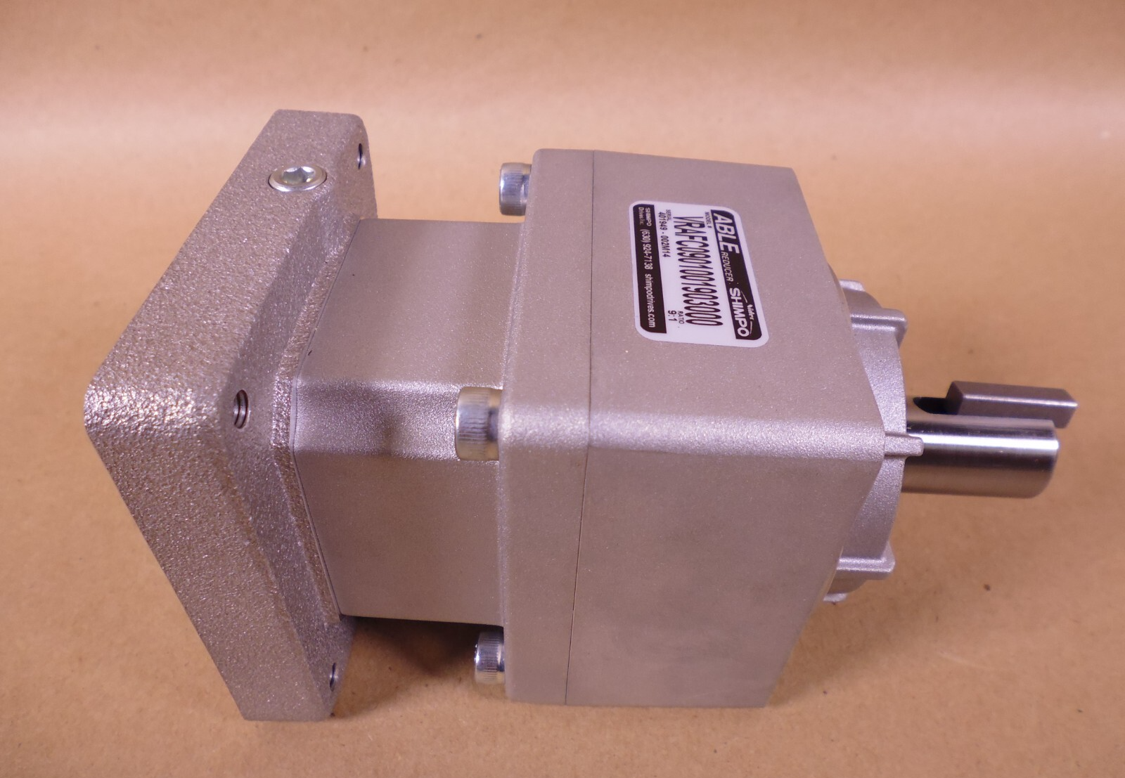 Able Reducer Nidec Shimpo VRAFC0901001903000 Planetary Gear Gearbox 9:1 | Industrial Electric Motors, Pumps &amp; Parts