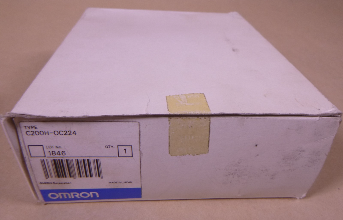 NEW Omron C200H-OC224 8-Pt Relay Output Module 250VAC 24VDC PLC 