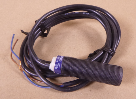 Telemecanique XS4P18MA230 Inductive Proximity Sensor 24V-240V , 091332 | Electrical MRO Replacement Parts & Components and Commercial Electrical Supplies Company