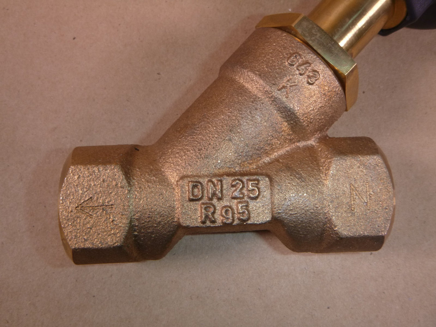 Burkert 1" Angle Seat Valve Type 2000 A 25, 0 PTFE BR NPT1 PMAX 232 Psi | Industrial MRO Replacement Parts, Manufacturing Machine Parts &amp; Components, Heavy Equipment Parts Supplier