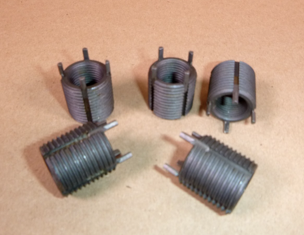 5/8-18 Carbon Steel Key Locking Thread Insert 7/8-14 External Threads ( 5 Pcs ) | Industrial Replacement Nuts & Bolts Distributor and Machinery Screws & Fasteners Supply