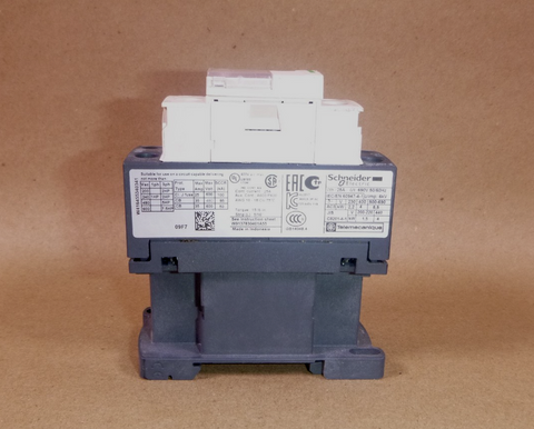 LC1D09FD Schneider Electric IEC Contactor 3 Ph. 9 A, 5 Hp @ 480 Vac, 110 V Coil | Electrical MRO Replacement Parts & Components and Commercial Electrical Supplies Company