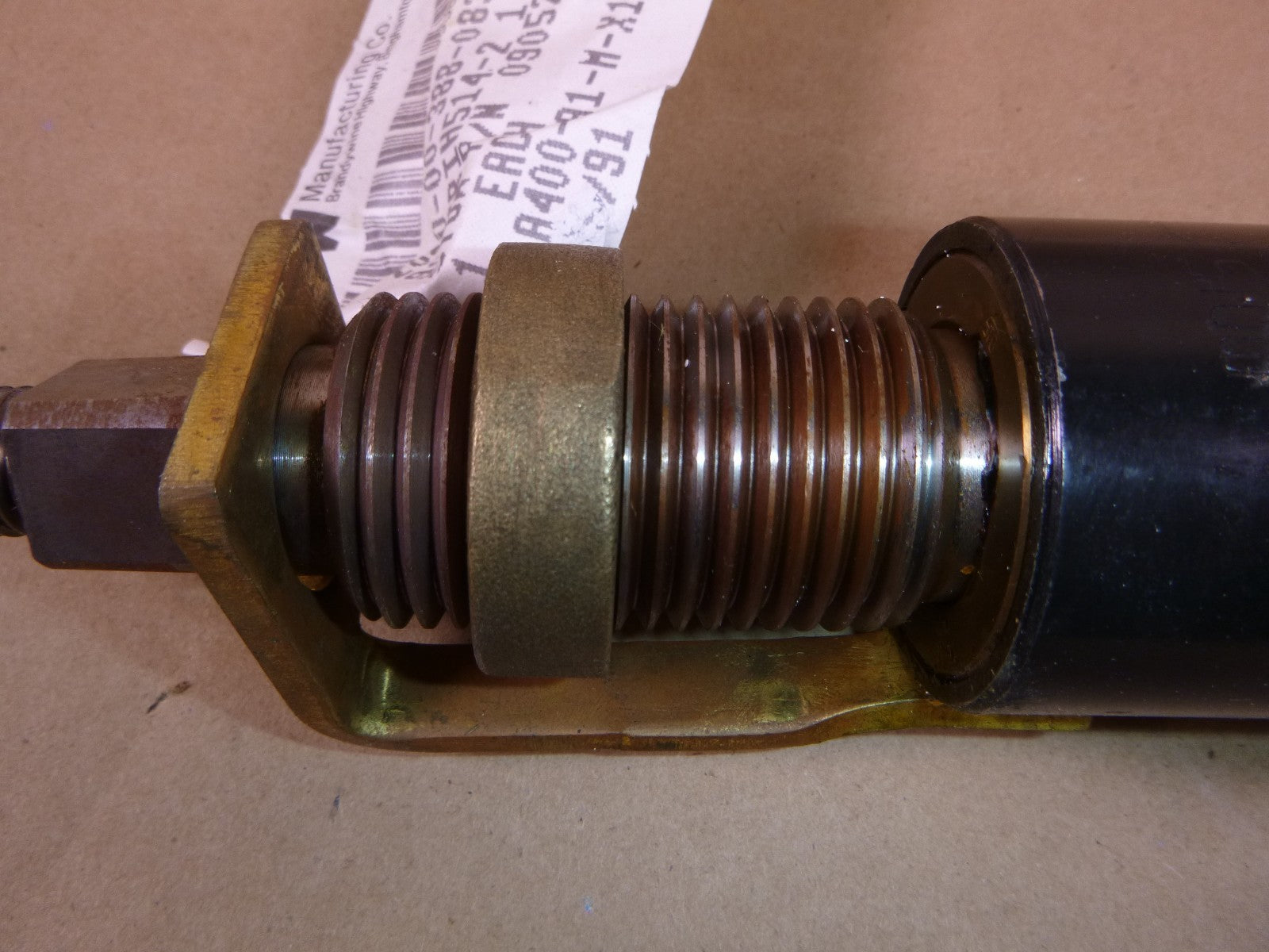 Elliott Mfg Valve Operator 9052-142, 9052 RIH514-2, 2040-00-388-0836 | Industrial MRO Replacement Parts, Manufacturing Machine Parts &amp; Components, Heavy Equipment Parts Supplier