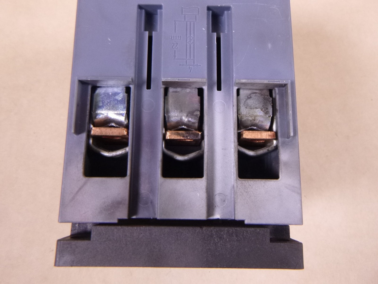 SIEMENS Sirius 3RB3046-1XB0 Overload Relay , 32-115A, 1000V 50/60Hz 8kV 1NC/1NO