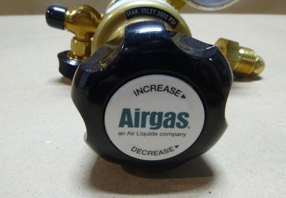 Scott Airgas Oxygen Regulator 51-218B-580, 51218B580, Made in USA | Industrial MRO Tools and Replacement Industrial Equipment Components