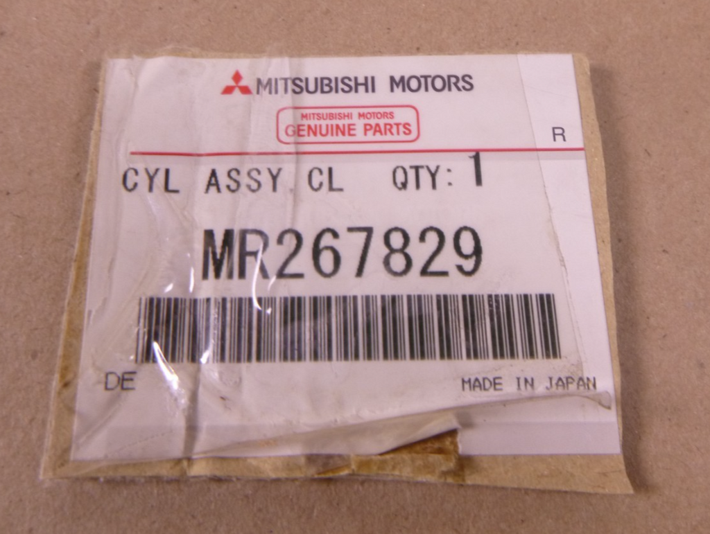 OEM Clutch Master Cylinder Mitsubishi Montero Pajero 1997-99 MR267829 Sport | Replacement Truck Parts, Trailer Accessories, Automobile Supplies, Car Parts & Accessories