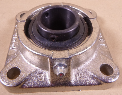Link-Belt 4 Bolt Flange Mount Bearing 1-1/4" Bore SealMaster USA , 4.3"x4.3" | Industrial MRO Replacement Parts, Manufacturing Machine Parts &amp; Components, Heavy Equipment Parts Supplier