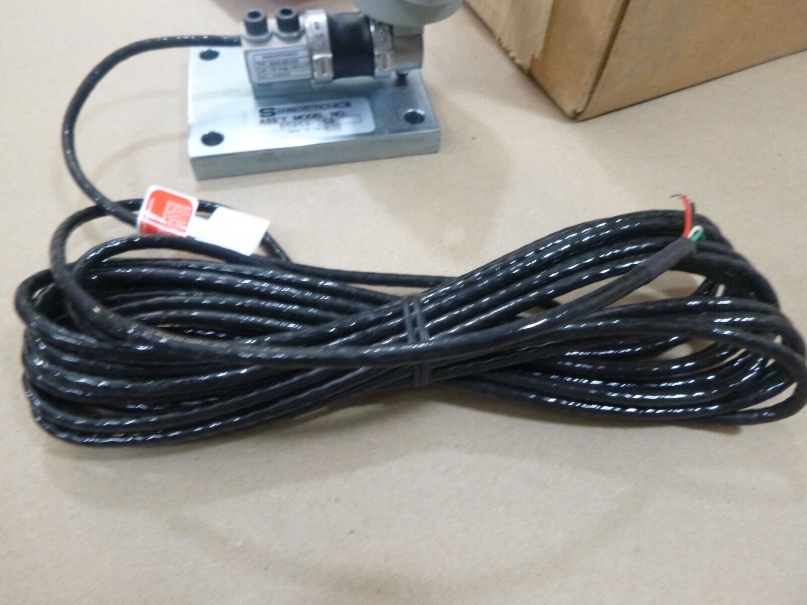 65059-250 TWA Sensortronics 250 Lbs. Beam Load Cell 3.003mV/V | Industrial MRO Replacement Parts, Manufacturing Machine Parts &amp; Components, Heavy Equipment Parts Supplier