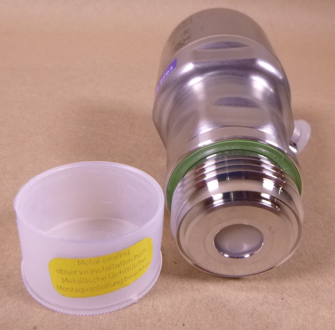 IFM PI2793 Flush Pressure Sensor With Display | Electrical MRO Replacement Parts &amp; Components and Commercial Electrical Supplies Company