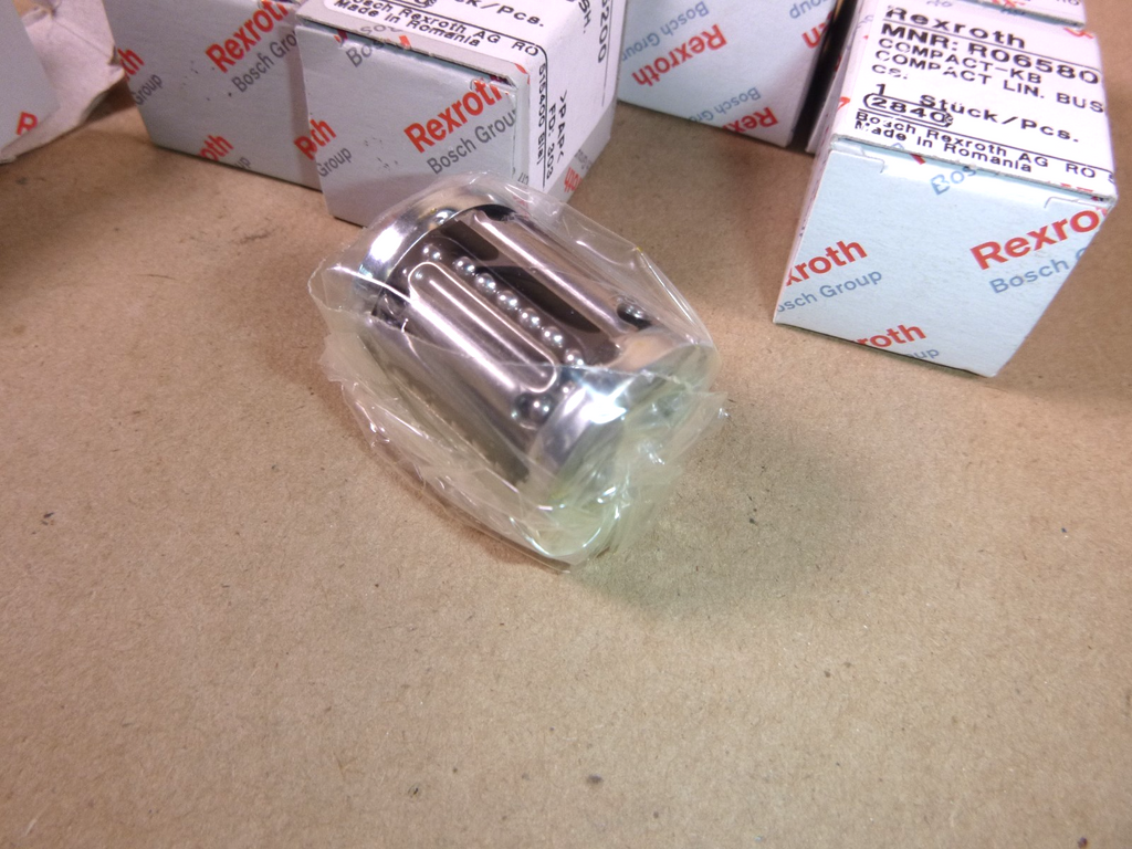 R065805200 Bosch-Rexroth Linear bearing 16mm ID x 24mm OD x 30mm (Lot of 8) | Industrial MRO Replacement Parts, Manufacturing Machine Parts & Components, Heavy Equipment Parts Supplier