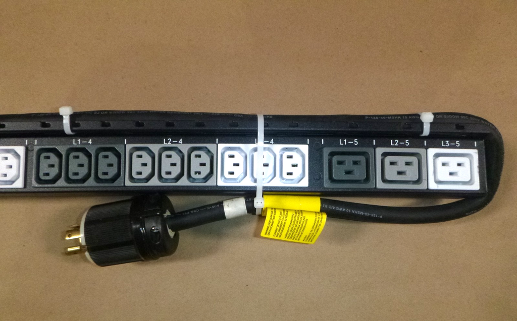 39-Outlets Vertical Rackmount PDU Hewlett Packard 3 Phase Input HP S1324 PDU | Electrical MRO Replacement Parts & Components and Commercial Electrical Supplies Company