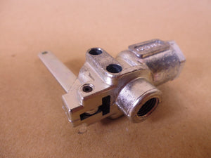 M911 M915 M915A1 M977 2652FX1 AIR HORN VALVE 228928 4820-01-107-7580