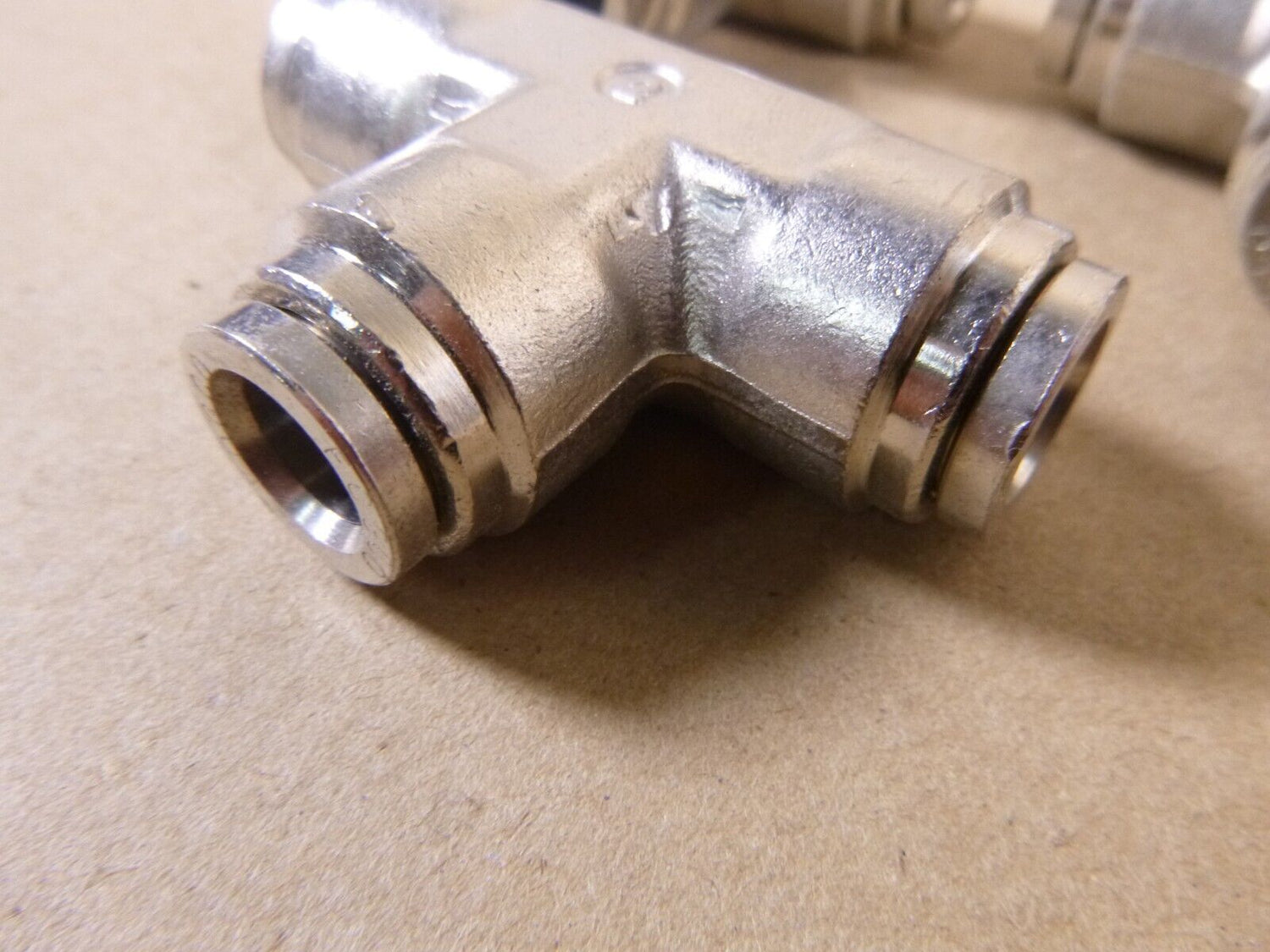 (Lot of 5) FOGCO Mist &amp; Fog Systems 3/8″ Slip Lok 3 Way Stainless Steel TEE | Industrial Replacement Nuts &amp; Bolts Distributor and Machinery Screws &amp; Fasteners Supply