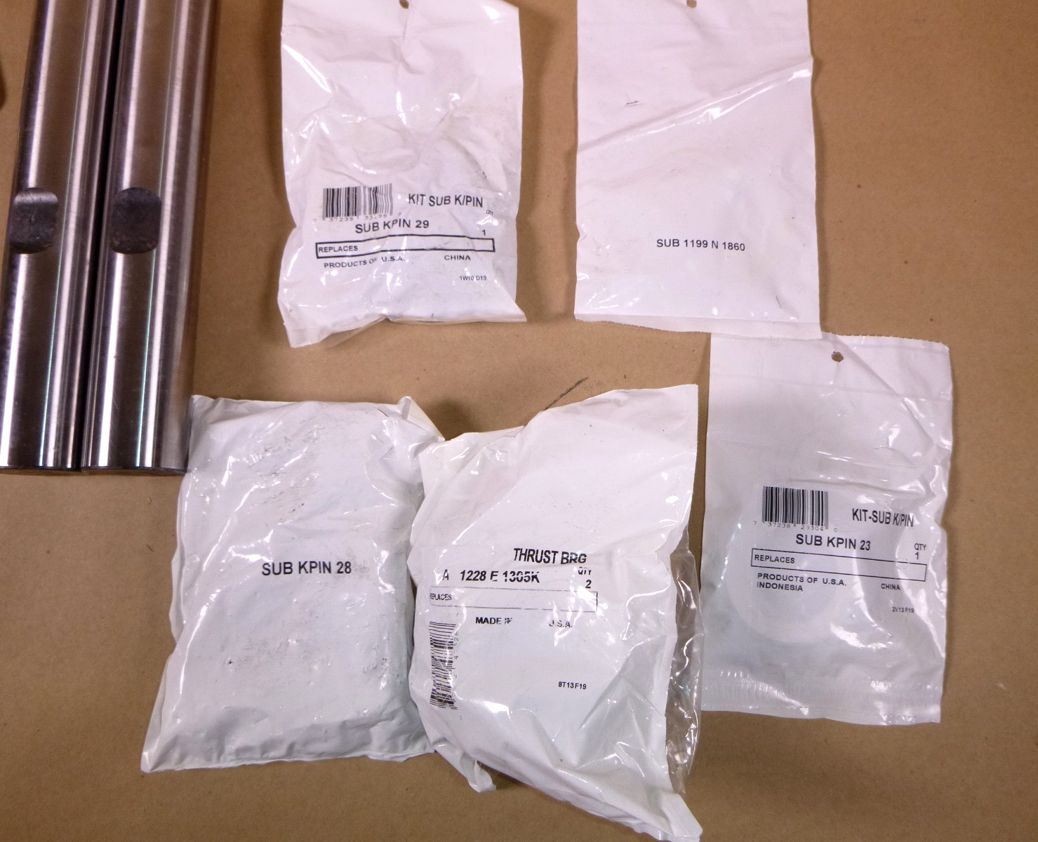 R201315 Genuine OEM Rockwell Meritor King Pin Kit KIT1315, FAK4570 | Replacement Truck Parts, Trailer Accessories, Automobile Supplies, Car Parts &amp; Accessories