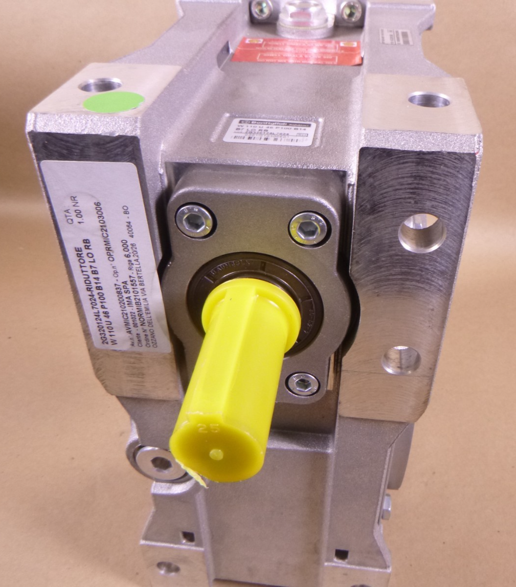 Bonfiglioli W 110 U 46 P100 B14 B7 Worm Gear Gearbox 2G320124L7024 1.00NR | Industrial Electric Motors, Pumps &amp; Parts