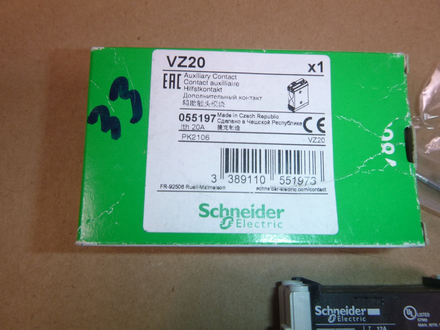 VZ20 Schneider Electric Auxiliary Contact Block | Electrical MRO Replacement Parts &amp; Components and Commercial Electrical Supplies Company