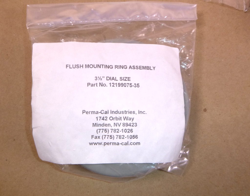 MIL-G-18997 Vibration-Resistant Flange Pressure Gauge 3-1/2" Dial 2000 Psi | Industrial MRO Replacement Parts, Manufacturing Machine Parts & Components, Heavy Equipment Parts Supplier