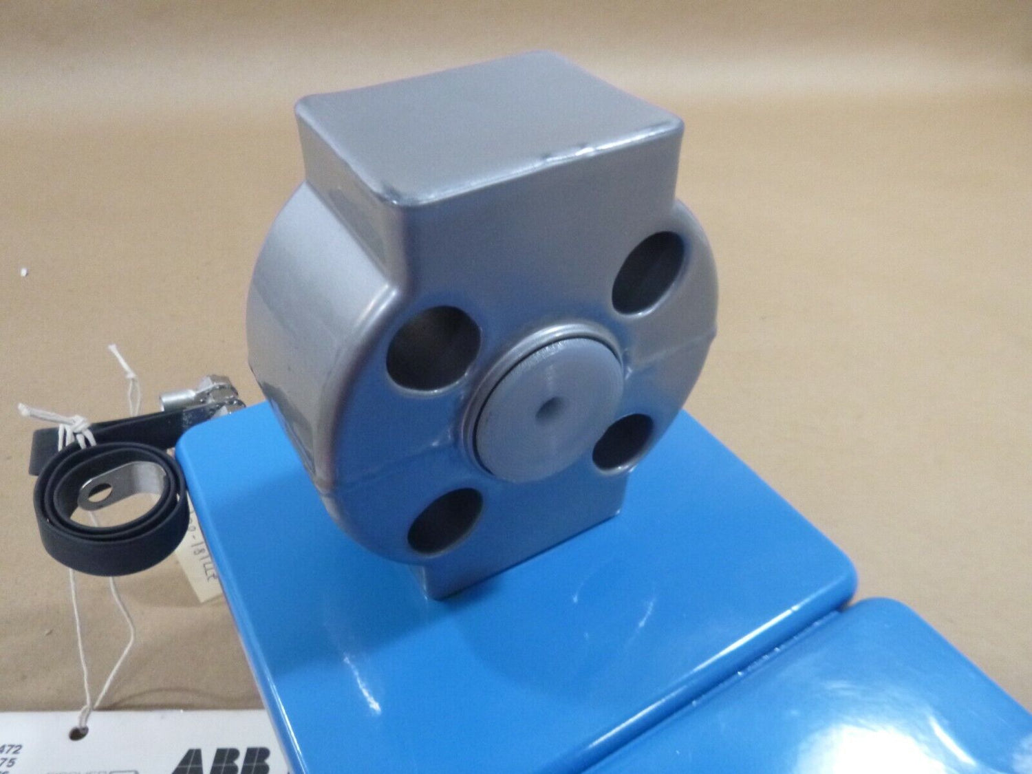 ABB Fischer Porter 10D1475 Mini-Mag Electro-Magnetic Flowmeter 1.073GPM, 740MPA | Industrial MRO Replacement Parts, Manufacturing Machine Parts &amp; Components, Heavy Equipment Parts Supplier