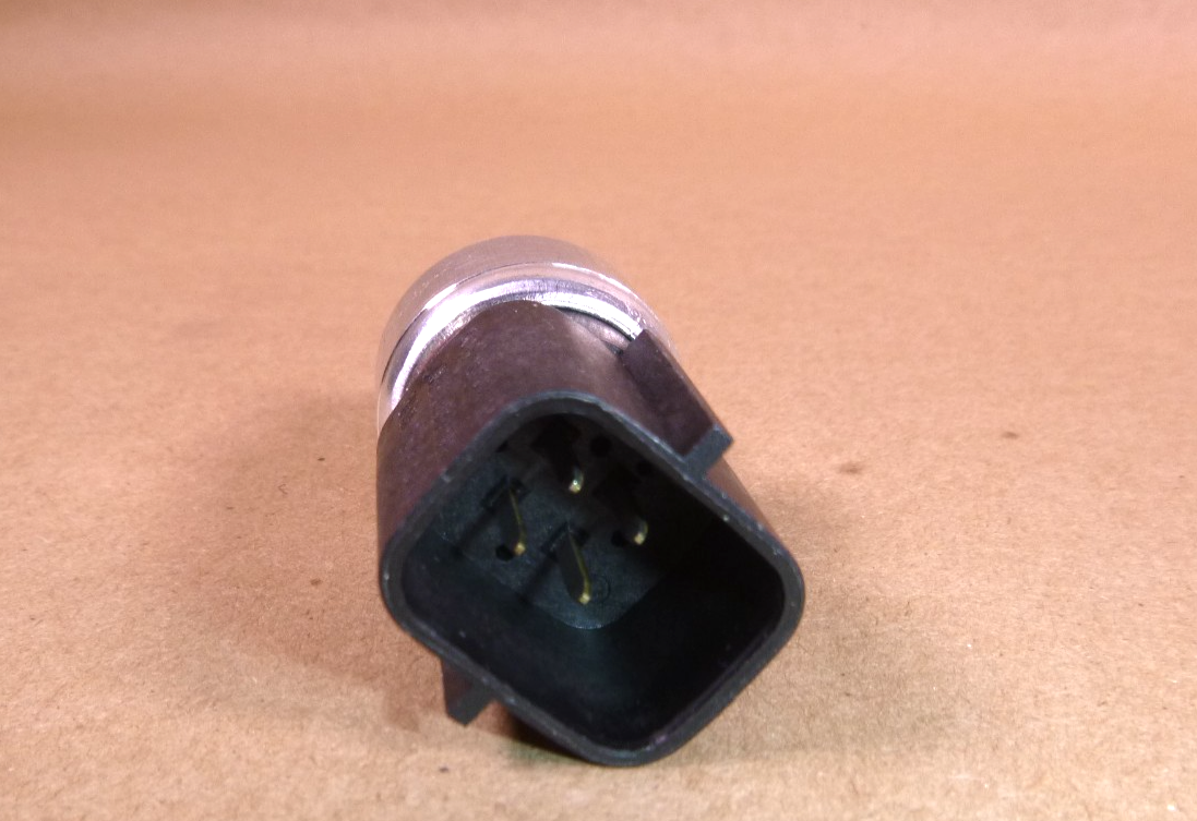 Genuine OEM Ford 8C3Z-19D594A, YH-1706, 8CT3-19D594AA A/C Pressure Switch | Replacement Truck Parts, Trailer Accessories, Automobile Supplies, Car Parts &amp; Accessories