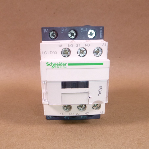 LC1D09FD Schneider Electric IEC Contactor 3 Ph. 9 A, 5 Hp @ 480 Vac, 110 V Coil | Electrical MRO Replacement Parts & Components and Commercial Electrical Supplies Company