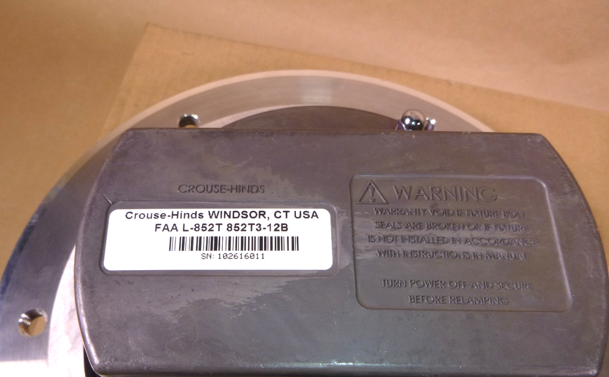 Crouse Hinds Blue Taxiway Omni-directional Light L-852T, 12 Inch, 10.25 B.C.