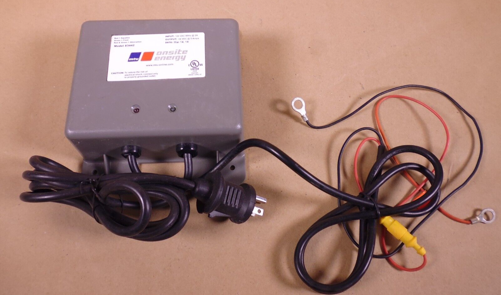 OEM MTU 83442 Onsite Energy Battery Charger , 24VDC @ 5Amp, 120VAC @ 2Amp | Replacement Truck Parts, Trailer Accessories, Automobile Supplies, Car Parts &amp; Accessories