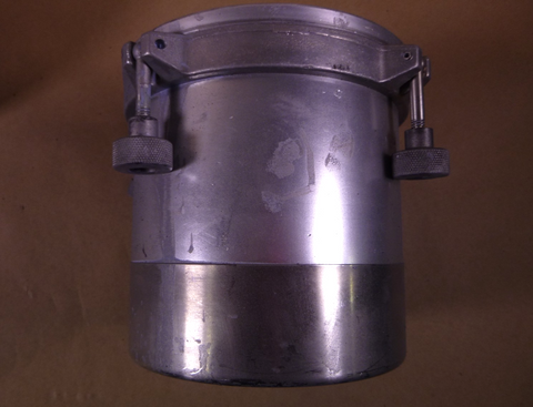 Binks SG2 Plus Pressure Cup Model 80-651 With Gast Rotary Agitator 2 Quart | Industrial MRO Tools and Replacement Industrial Equipment Components