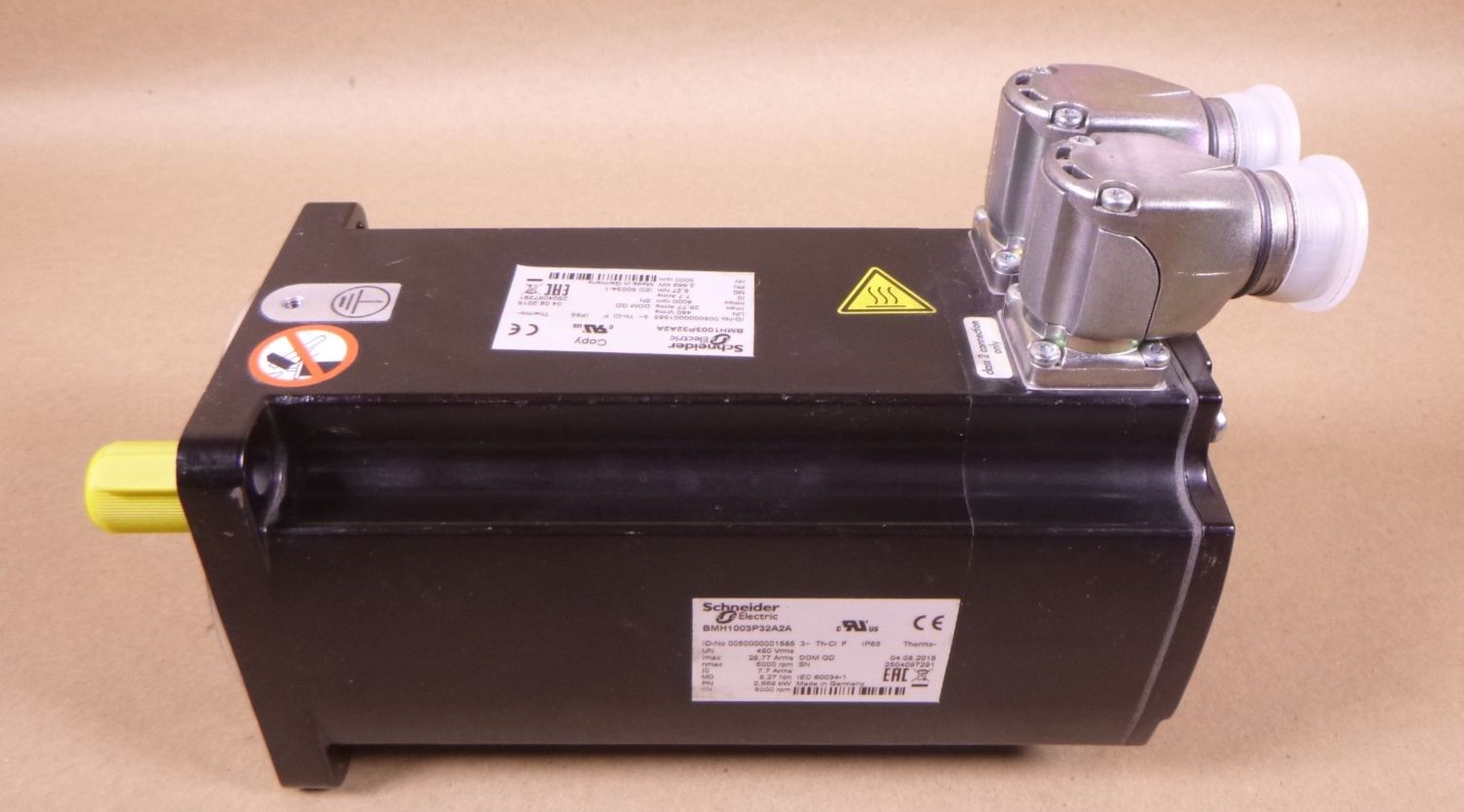 BMH1003P32A2A Schneider 3-Phase Servo Motor 480Vrms 2.7kW 6000RPM 10-Pole | Industrial Electric Motors, Pumps &amp; Parts
