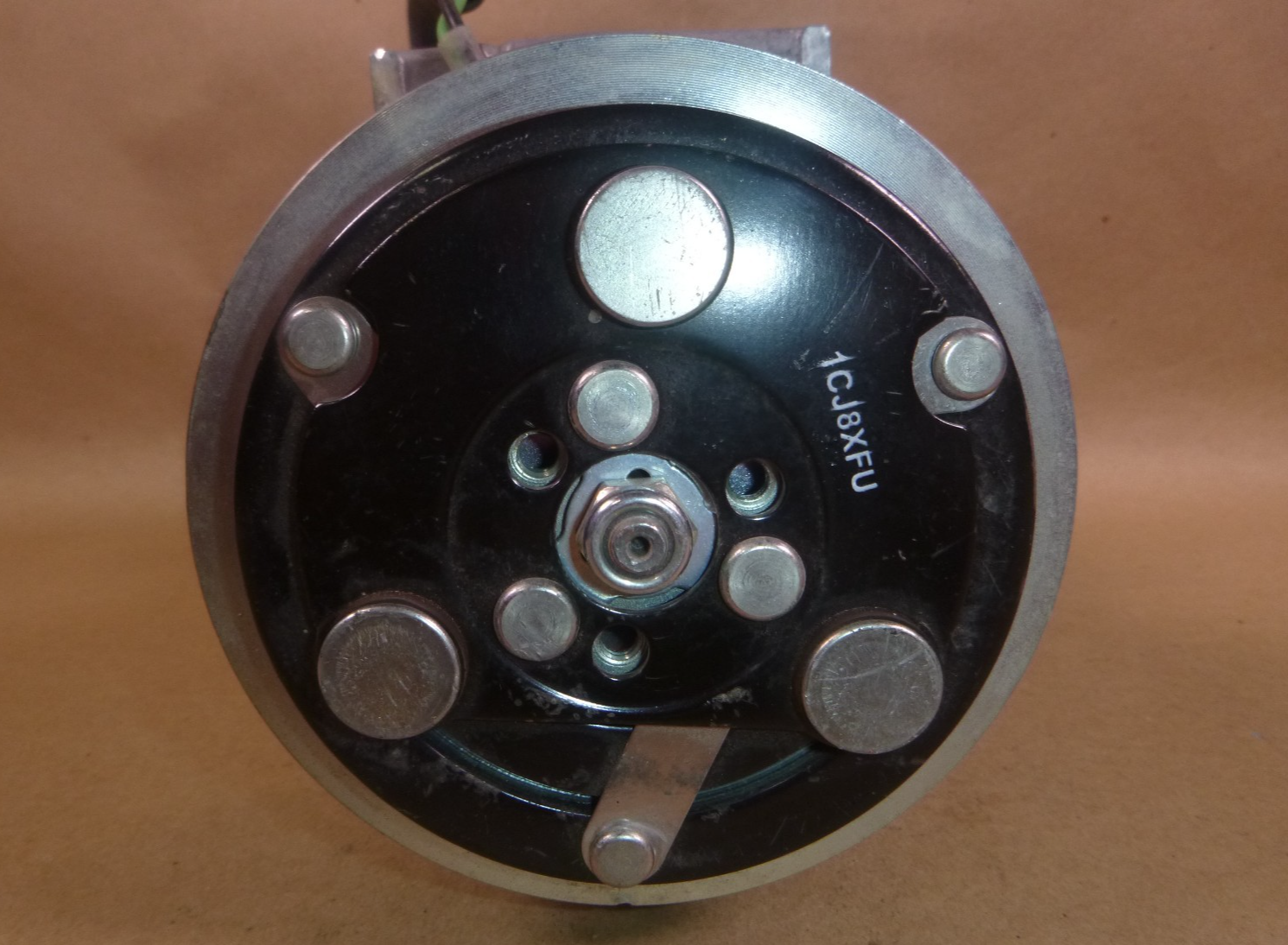 U4052 Sanden AC Compressor SD7H15 Platform 7 Cylinder R-134a 24 Volt 2 Groove