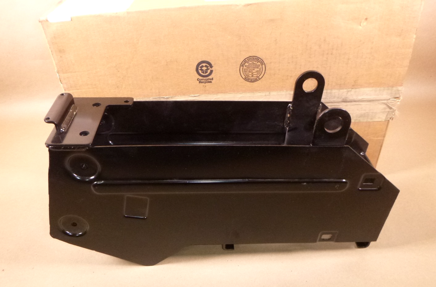AT214326, 6014737 Genuine OEM John Deere Console (left) Fits 230LCR, 330LC | Industrial Tractor Parts Supplier and Surplus Tractor Parts &amp; Accessories