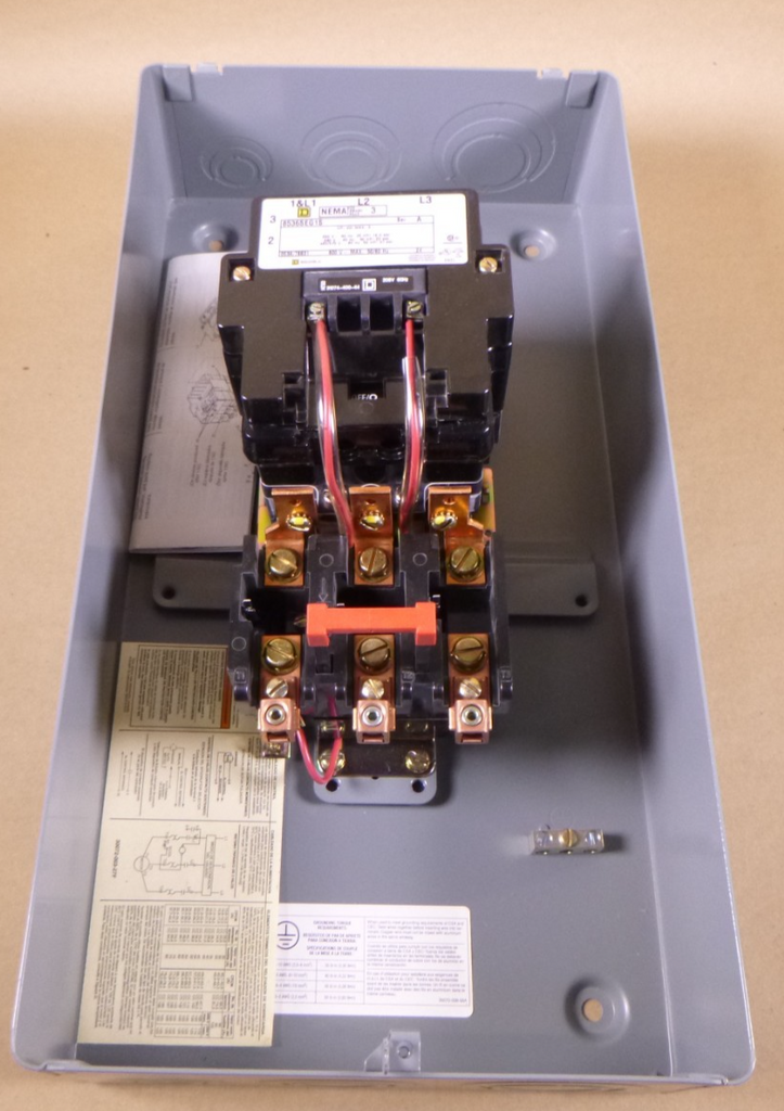 Square D 8536SEG1S Nema Size 3 50HP 600V 120V Coil Motor Starter Enclosure