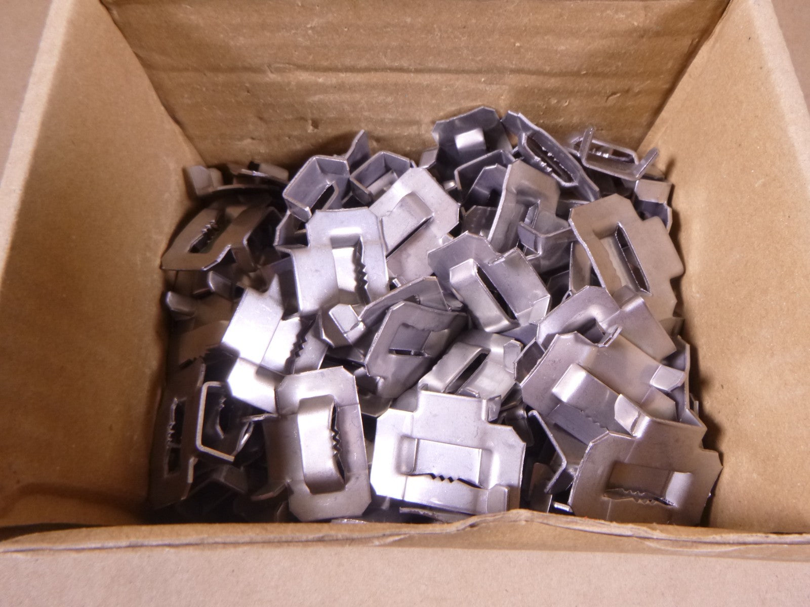 PSC2080557 Hubbell Chance Stainless 1/2" Banding Buckle USA (95 Pieces) | Industrial MRO Replacement Parts, Manufacturing Machine Parts &amp; Components, Heavy Equipment Parts Supplier