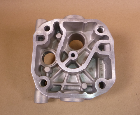 Mercedes Benz Compressor Cylinder Head A5411301819, A5411311119, A5411310619 | Replacement Truck Parts, Trailer Accessories, Automobile Supplies, Car Parts & Accessories