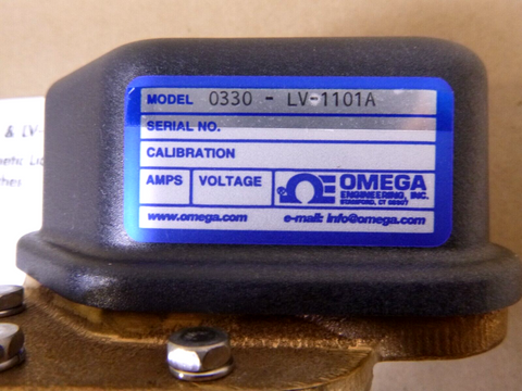 OMEGA Engineering LV-1101A Non Magnetic Liquid Level Switch 300 psi, SPDT, 15A