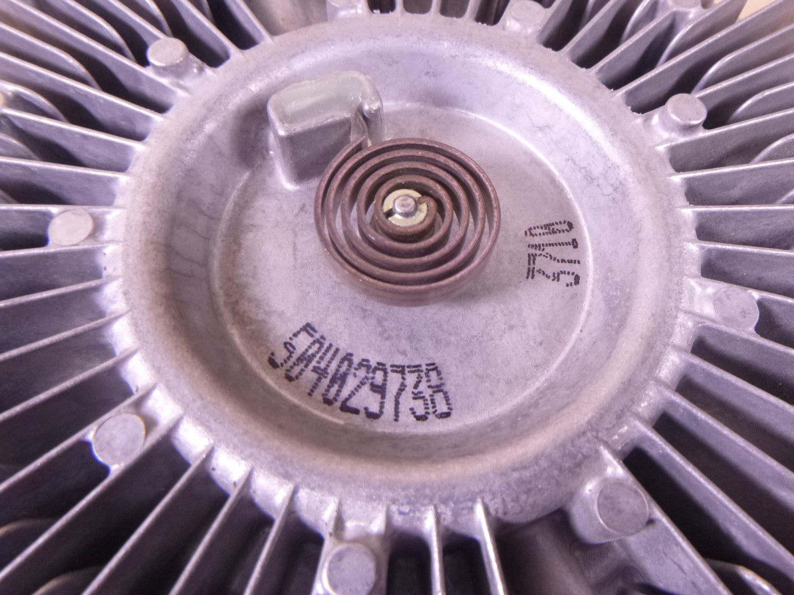 504029738 Iveco Radiator Cooling Fan Clutch For MRAP Eurocargo 2930-01-557-5975