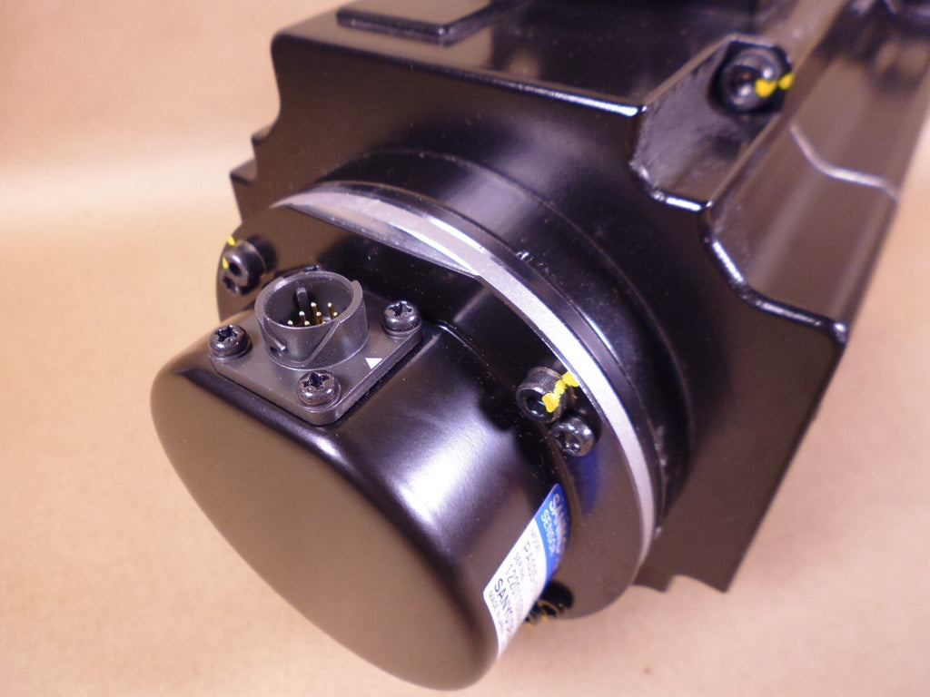 Kawasaki R2AA13200LCP2S ID 50601-1460 AC Servo Motor + PA035-017BC10S ENCODER *UNTESTED* | Industrial Electric Motors, Pumps & Parts