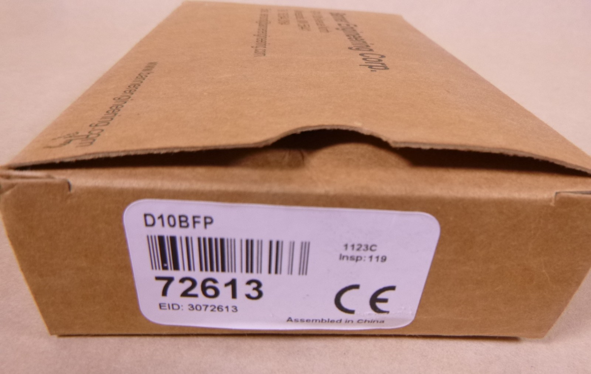 New BANNER D10BFP 72613 Photoelectric Sensor