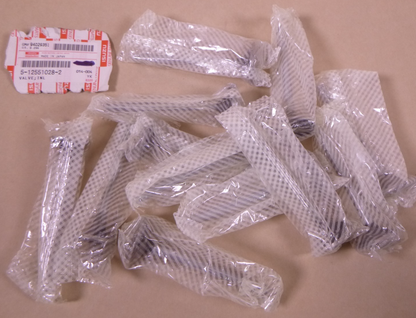 (12 PACK) OEM Isuzu 5-12551028-2 5125510282 Isuzu Inlet Valve For C240 Engine