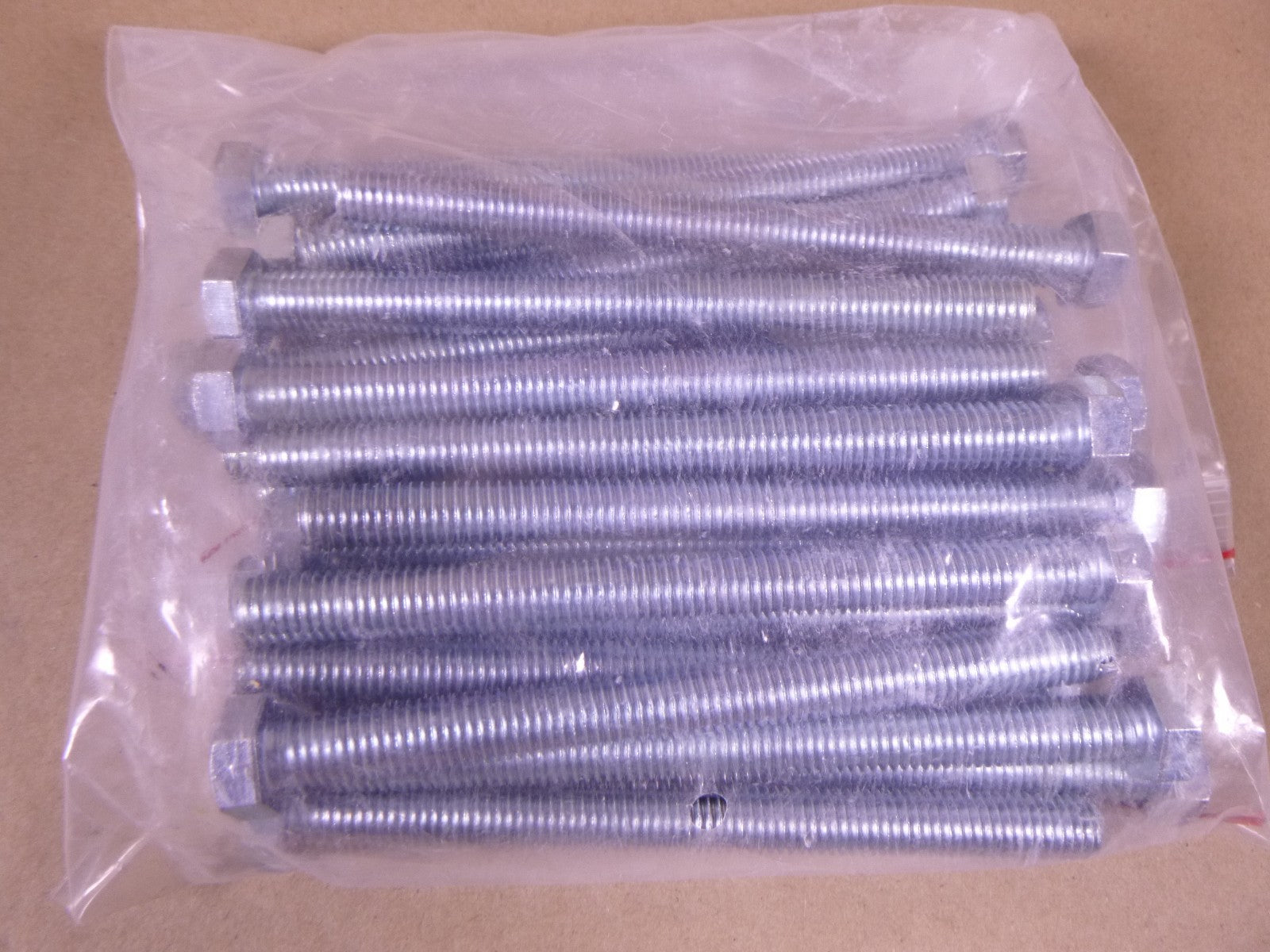 International ZTSE4289A Cylinder Head Pressure Test Adapter Kit DT 466/ 570 | Industrial MRO Tools and Replacement Industrial Equipment Components