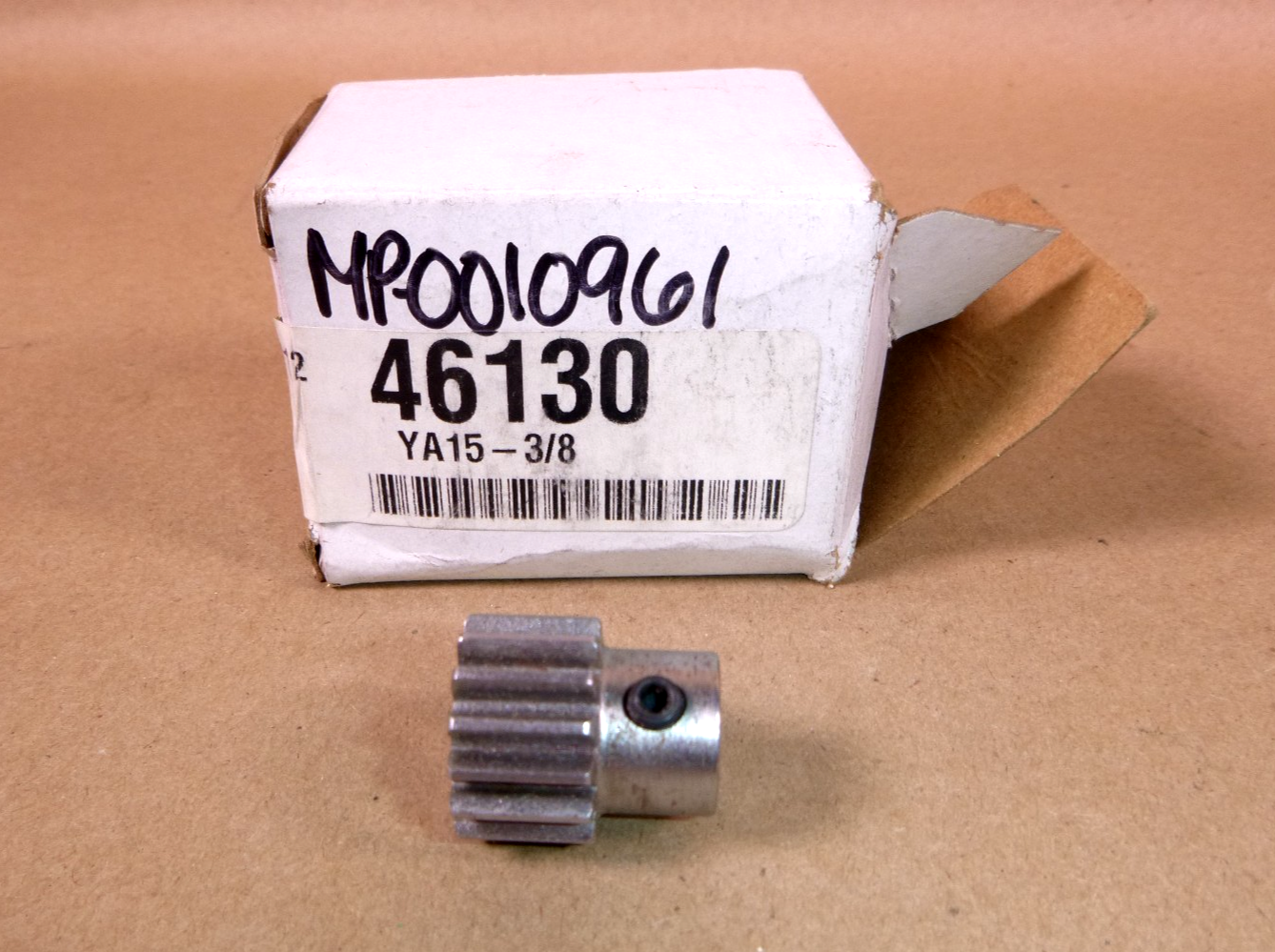 YA15-3/8 Boston Gear 20° Pressure Angle Spur Gear 15 Teeth 3/4" Pitch Diameter | Industrial MRO Replacement Parts, Manufacturing Machine Parts &amp; Components, Heavy Equipment Parts Supplier