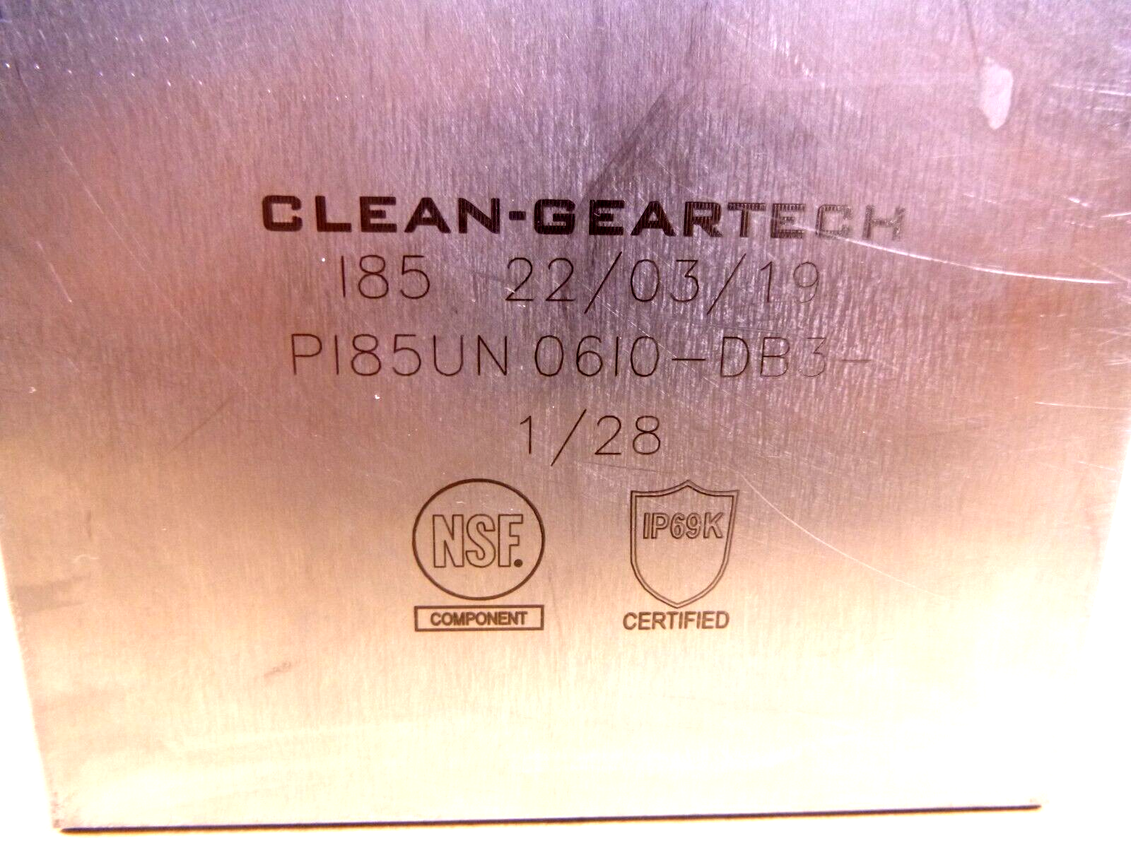 Clean Geartech PI85UN0610-DB3 Hollow Shaft Stainless Speed Reducer 28:1 Ratio | Industrial Electric Motors, Pumps &amp; Parts