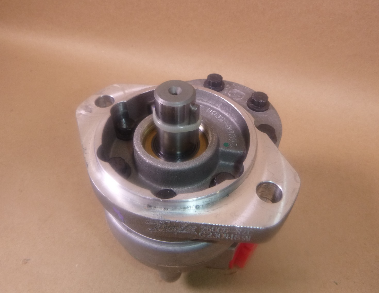 26006-RZC Danfoss Series 26 Aluminum Gear Pump 2-Bolt SAE A Mount | Industrial Electric Motors, Pumps &amp; Parts