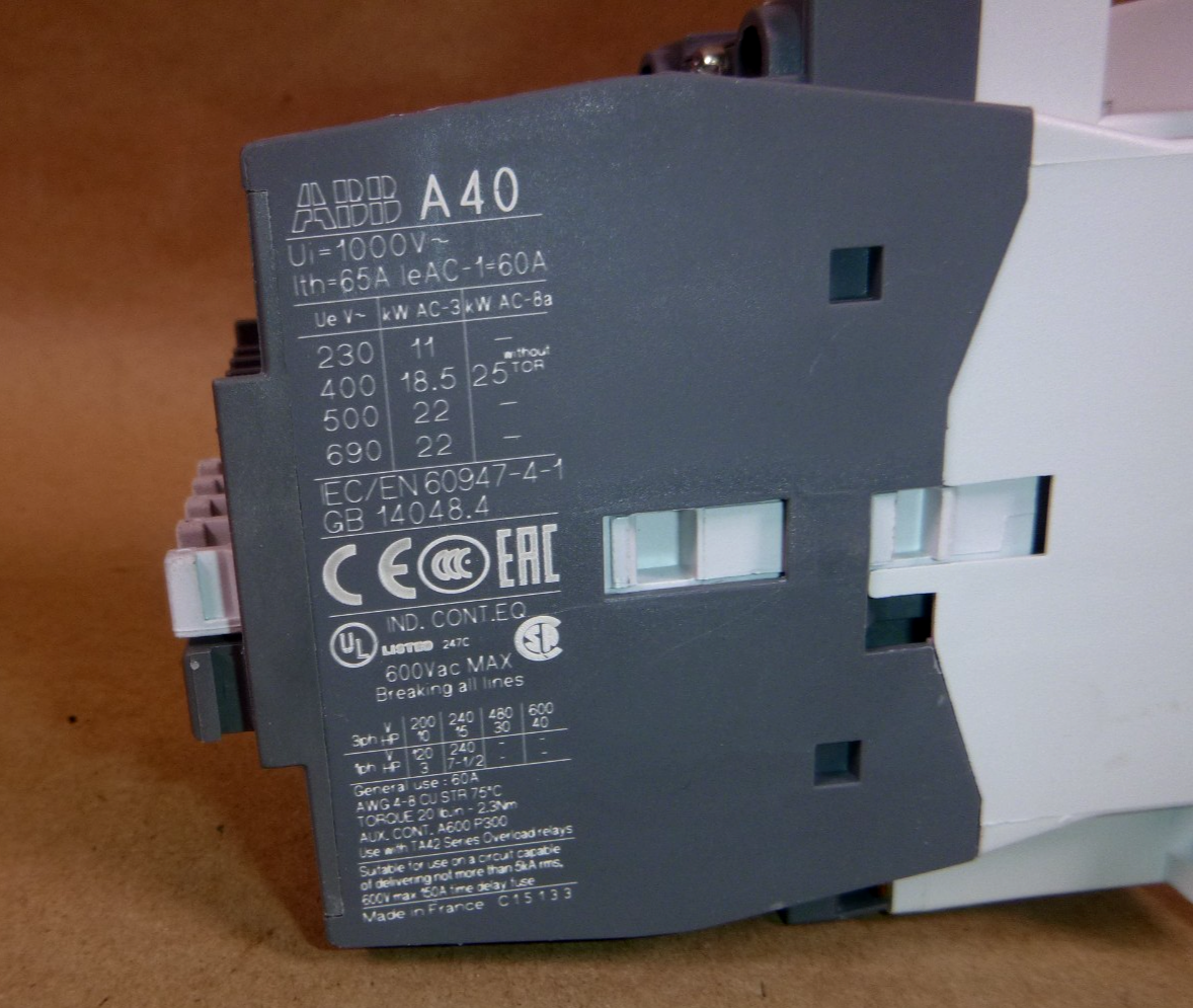 A40-30-10-84 ABB Contactor, 3 Pole, 42A, 110-120VAC@60Hz Coil, DIN Rail, NEW