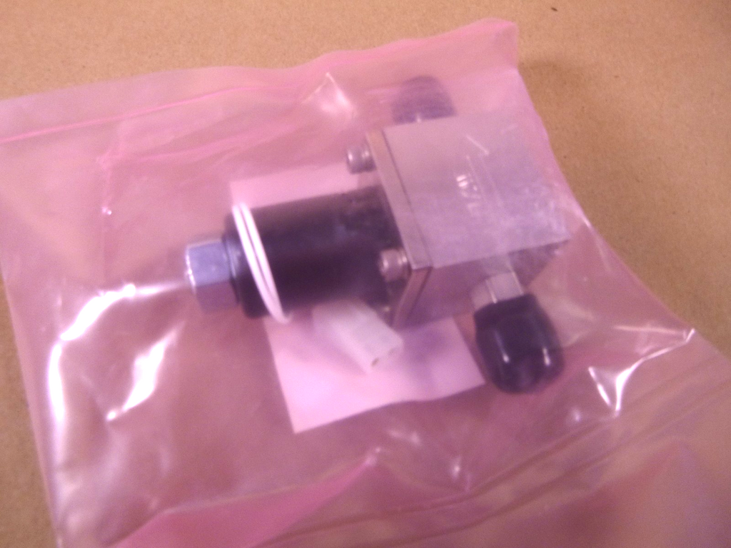 MKS 0248D Upstream Flow Control Valve, 5,000 sccm, 0248D-29032 | Industrial MRO Replacement Parts, Manufacturing Machine Parts & Components, Heavy Equipment Parts Supplier