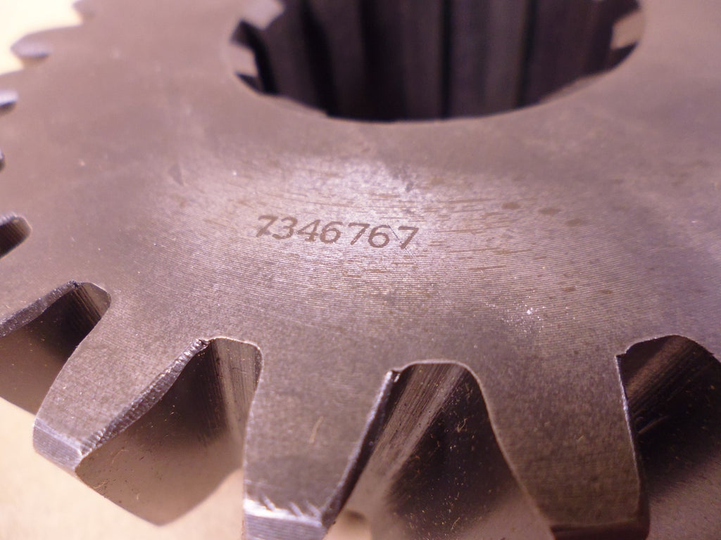 M809 Series 5-Ton Truck Transfer Shaft Gear 7346767 , 3020-00-734-6767 | Genuine M35 Military Truck Parts and M939 Cargo Truck Surplus Parts